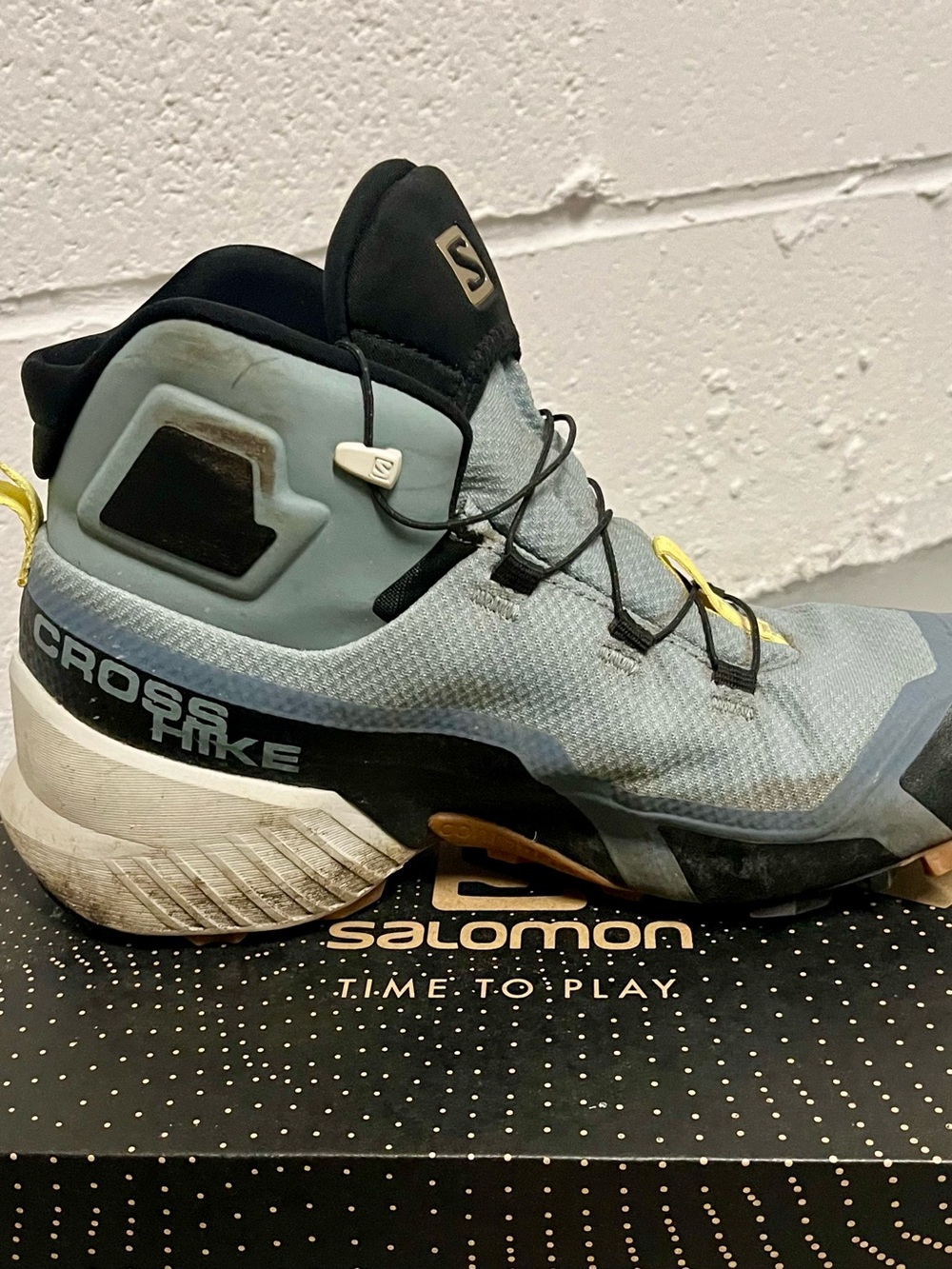 Salomon Cross Hike Women’s Light Blue and Black Trail Shoes with Yellow Accents